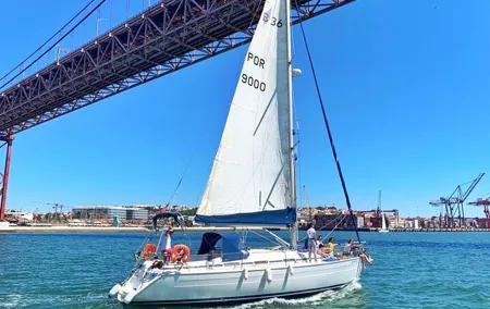 Sailboat Excursion along the Magnificent Tagus River
