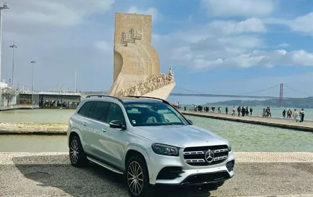 Lisbon Private Grand Day Tour with Tickets