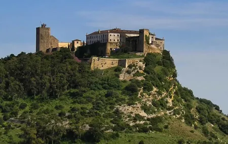 Private Tour Arrábida Sesimbra With Wine tasting From Lisbon