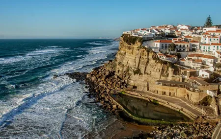Sintra Tour: Luxury Van, Lisbon Pick-up & Drop-off