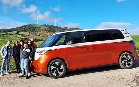 Private Porto to Lisbon tour Scenic Stops Electric Vehicle