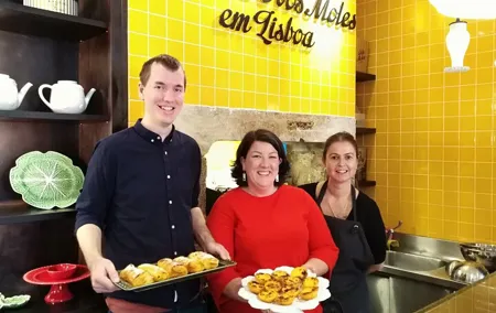 Pastel de Nata Cooking Class in a Lisbon Pastry Shop