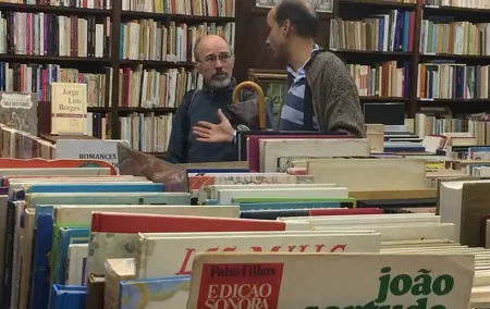 Private Walking Tour of Libraries in Lisbon