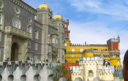 From Lisbon go to Sintra and Cascais Pena, Regaleira and Cascais