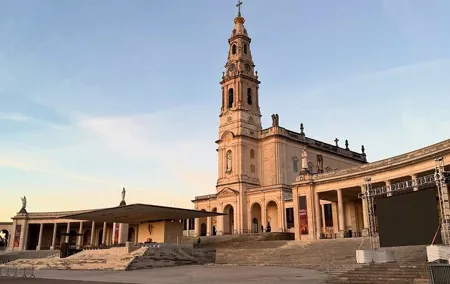 Fatima, Nazareth and Óbidos Full-Day Guided Tour From Lisbon
