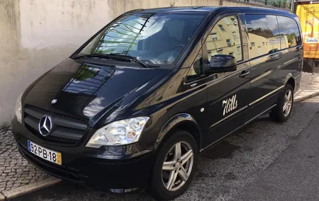Private Transfer from/to Lisbon Airport to City Centre