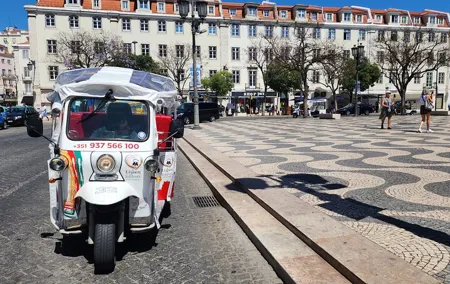 Private Tuk Tuk Tour in Lisbon 1.30h