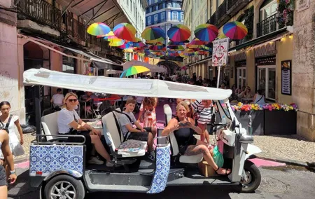 Lisbon TukTuk Tour: Wine, Food, Art, and History in 3.5 Hours