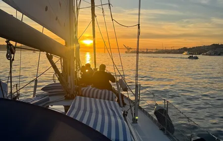 Sunset sailboat tour in Lisbon with green wine