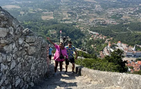 Private Half-Day Tour to Sintra (Pena Palace & Moorish Castle)