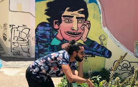 Kickstart Street Art Tour in Lisbon