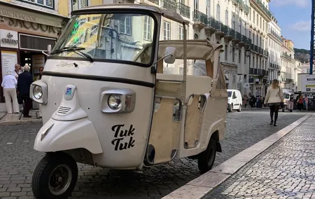 Tuktuk adventure through Lisbon