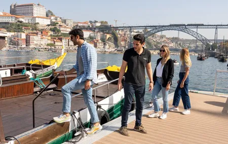 Porto, Nazaré and Óbidos in 2 days from Lisbon
