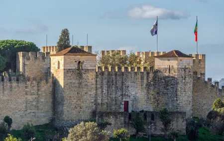 Lisbon: Sao Jorge Castle Entry Ticket & Audio Guide