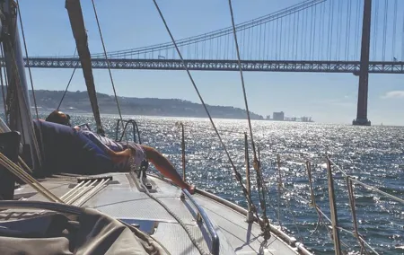 Lisbon Private Sailing Cruise, drink included (options: 2h, 3h, 4h, 6h or 8h)