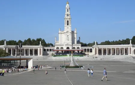 Prívate tour to Fátima, Batalha, Nazaré and Óbidos