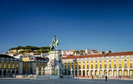 Lisbon Day Trip from the Algarve