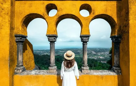 Private Sintra & Cascais Tour – Palaces, Wine & Views from Lisbon
