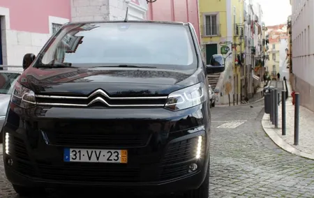 Discover Fátima, Batalha, Nazaré and Óbidos by VAN -Full Day Tour