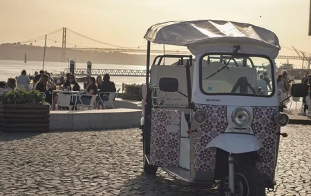 Lisbon Street Art - Private Tuk Tuk Tour with pickup