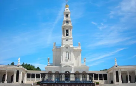 Fatima Spiritual Full Day Private Tour from Lisbon