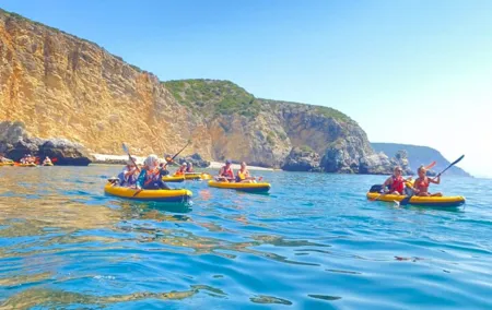 Lisbon Kayak Tour (Transfer & Lunch)