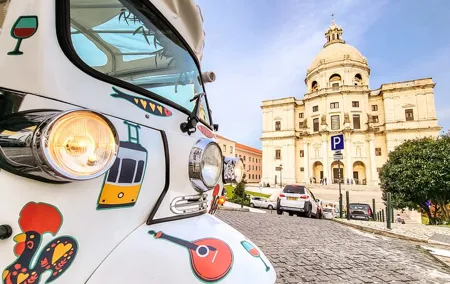 Lisbon Complete Tour! Eco TukTuk Private Guided