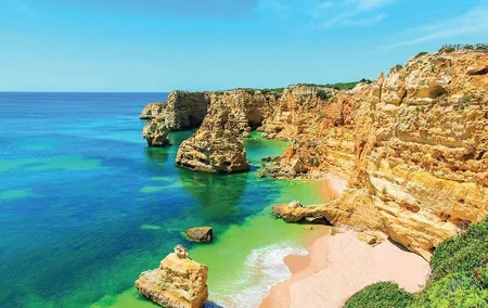 Trip to Secret Paradisiacal Beach from Lisbon