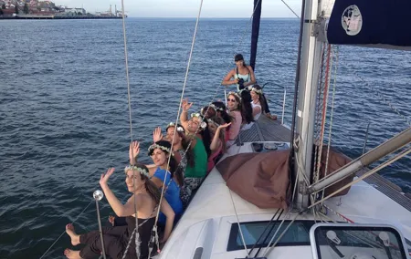 2 Hours Private Sailing Tour in Lisbon