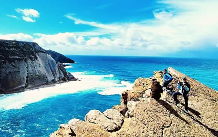 Jurassic Hiking tour to footprints of dinosaur in Espichel Cape