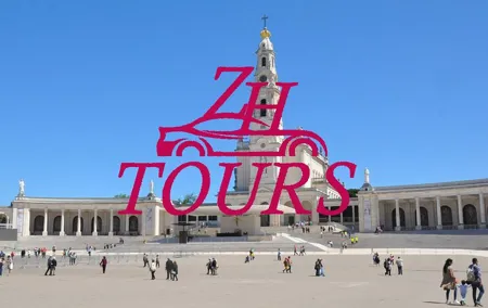 Lisbon: Fatima, Nazare, Obidos, mira de aire cave private tour