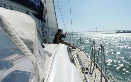 Small-Group Sailing Tour on the Tagus River from Lisbon