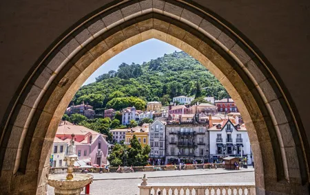 Sintra Tour with Pena Palace and Monserrate Palace- Private Tour