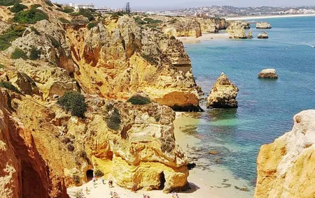 Algarve Tour w/ Benagil caves and Lagos city