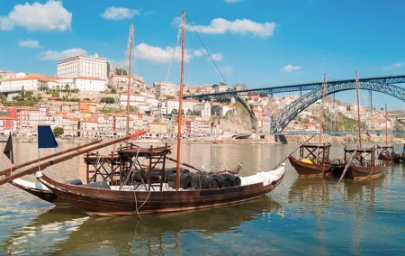Porto and Aveiro Exclusive Tour from Lisbon