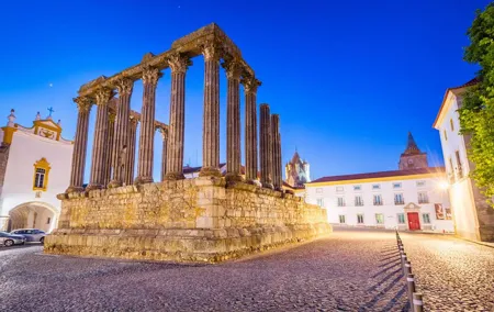 Evora and Monsaraz Private Tour From Lisbon