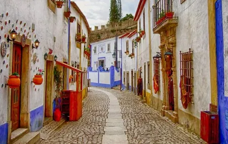 Faith and Heritage: Fátima Batalha Nazaré and Óbidos Private Tour from Lisbon