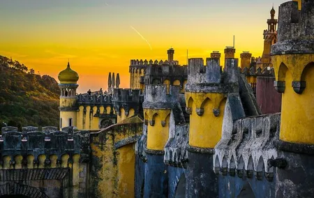 Pena Palace, Regaleira, Sintra and Cascais With Locals