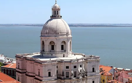 Unforgettable 3 Hours Lisbon City Tour with Tuk Tuk