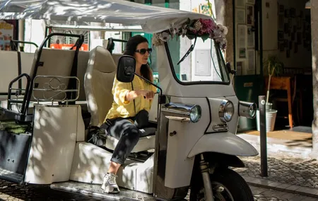 Private Eco Tuk Tuk Tour of Lisbon
