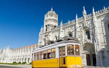 Senior Tourism - Private Tour Best of Lisbon, Sintra & Cascais