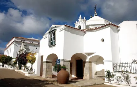 Azeitão and Alentejo Wine and food Tour