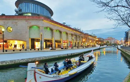 Private Tour Aveiro Little Venice and River Tour Moliceiro