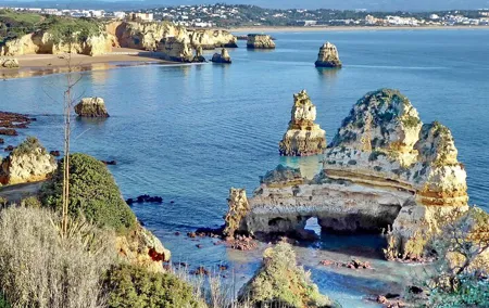 Private transport from Lisbon to the Algarve with 2 stops