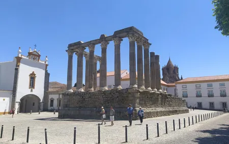 Private Tour to Évora with Wine tasting