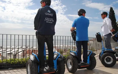Lisbon Segway 1.5-Hour Private Tour: Bairro do Castelo, Mouraria