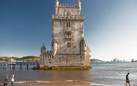 Private City Tour: Best of Lisbon and Hidden Gems 8H