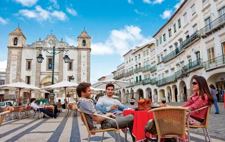 Évora Full Day Tour from Lisbon with Traditional Lunch and Wine Tasting