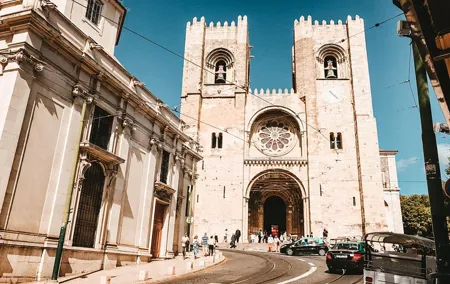 Full day Small Group Tour of Historical Lisbon