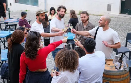High-End Exclusive Food and Wine Tour Lisbon with a Winemaker